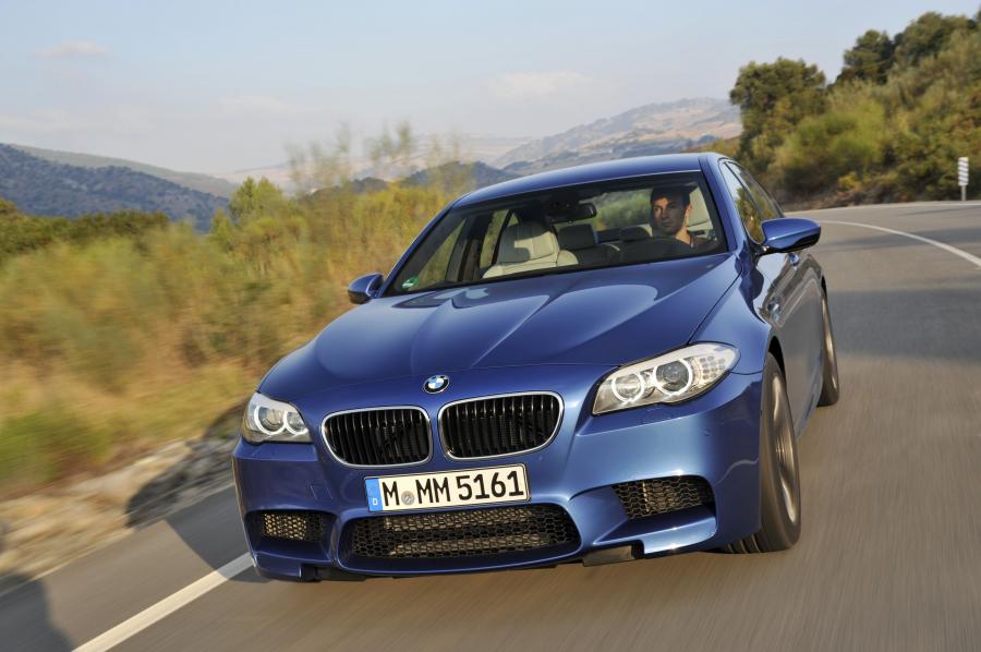  BMW M5 2011 года  (фото 141 из 344)